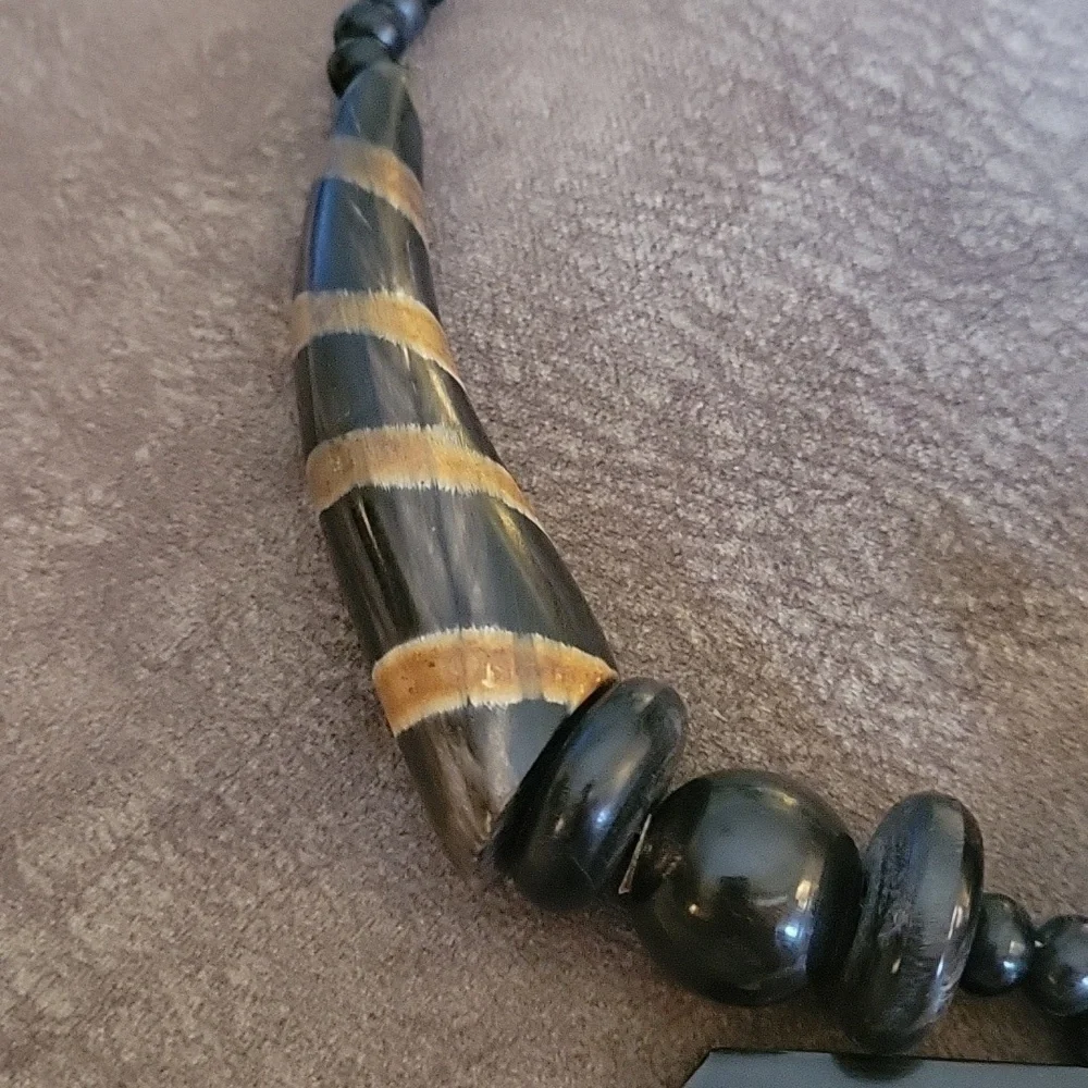 Vtg Antler Beaded Horn Carved Elephant Pendant African Unisex Necklace